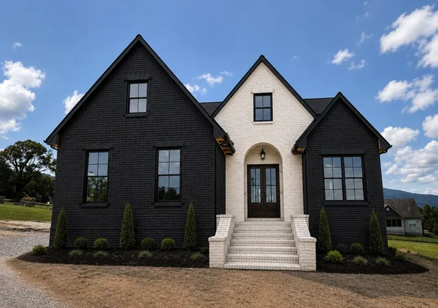 Single family home for sale at 7 Cojohodo Ct, McMinnville, TN 37110 | MLS# 3547220