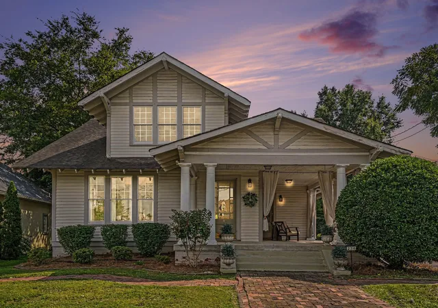 Photo 2 of Single family home for sale at 234 W Gay St, Lebanon, TN 37087 | MLS# 3547160 | Listing updated on 2026-09-12