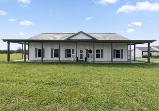 Photo 3 of Single family home for sale at 1195 Highway 52 E, Portland, TN 37148 | MLS# 3547195 | Listing updated on 2026-09-26