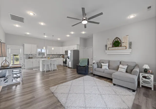 Photo 4 of Single family home for sale at 1195 Highway 52 E, Portland, TN 37148 | MLS# 3547195 | Listing updated on 2026-09-26