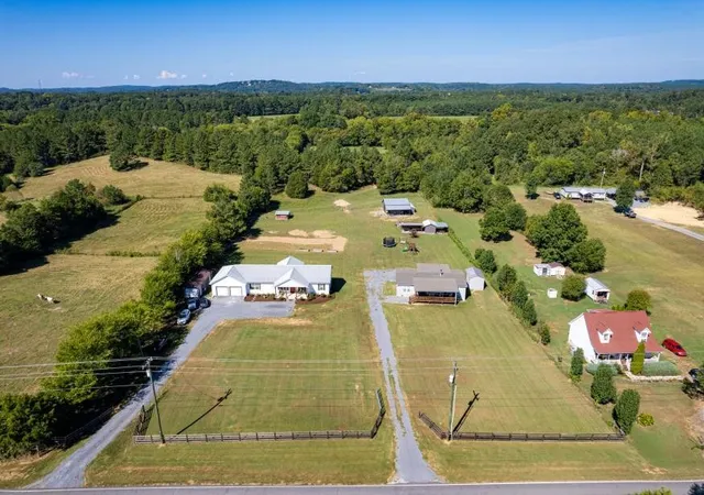 Photo 1 of Manufactured home for sale at 45834589 Crow Rd Ne, Dalton, GA 30721 | MLS# 3547199 | Listing updated on 2026-09-12