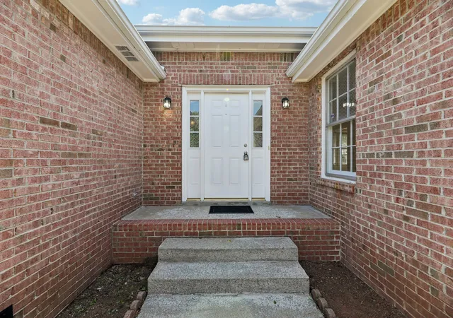 Photo 4 of Single family home for sale at 3316 Mallard Dr, Clarksville, TN 37042 | MLS# 3547704 | Listing updated on 2026-09-18