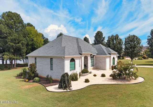 Photo 2 of Single family home for sale at 2460 Wild Pear Tr, Dandridge, TN 37725 | MLS# 3547210 | Listing updated on 2026-09-12