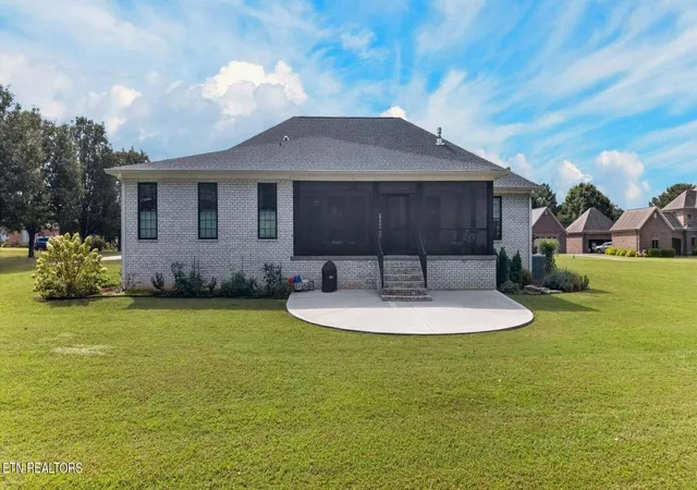 Photo 3 of Single family home for sale at 2460 Wild Pear Tr, Dandridge, TN 37725 | MLS# 3547210 | Listing updated on 2026-09-12