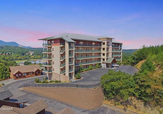 Condo for sale at 410 Big Bear Way #3002, Pigeon Forge, TN 37863 | MLS# 3547753