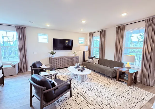 Photo 3 of Townhouse for sale at 2718 Willowoak Trl, Murfreesboro, TN 37129 | MLS# 3547783 | Listing updated on 2026-09-25