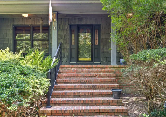 Photo 3 of Sale Pending at 2325 Wood Sorrell Ln, Signal Mountain, TN 37377 | MLS# 3547796 | Listing updated on 2026-09-14