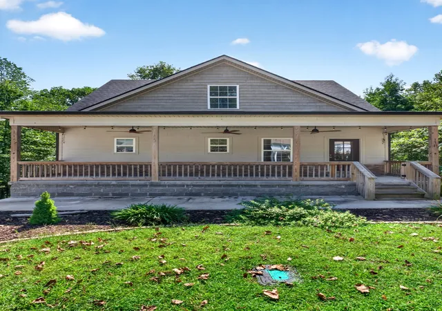 Photo 2 of Single family home for sale at 170 Shiloh Ln, Smithville, TN 37166 | MLS# 3592293 | Listing updated on 2026-09-21
