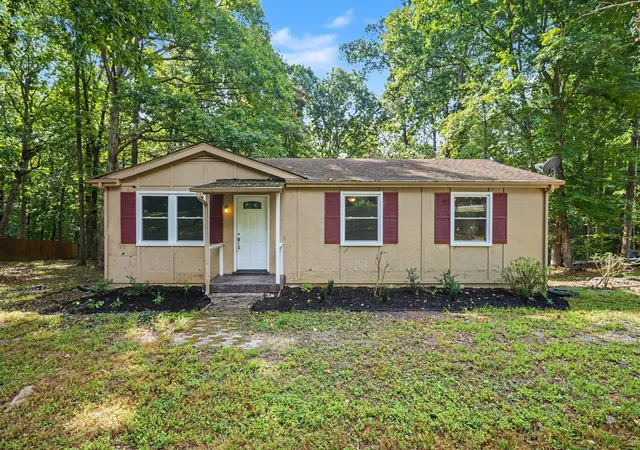 Photo 1 of Single family home for sale at 2117 Ferry Rd, Clarksville, TN 37040 | MLS# 3583619 | Listing updated on 2026-09-14
