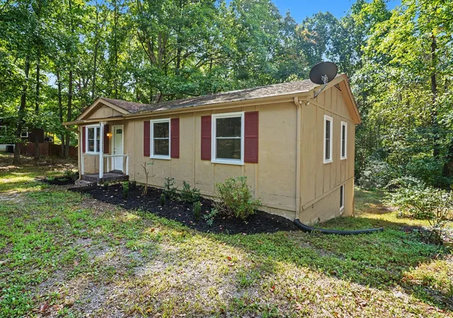 Photo 2 of Single family home for sale at 2117 Ferry Rd, Clarksville, TN 37040 | MLS# 3583619 | Listing updated on 2026-09-14