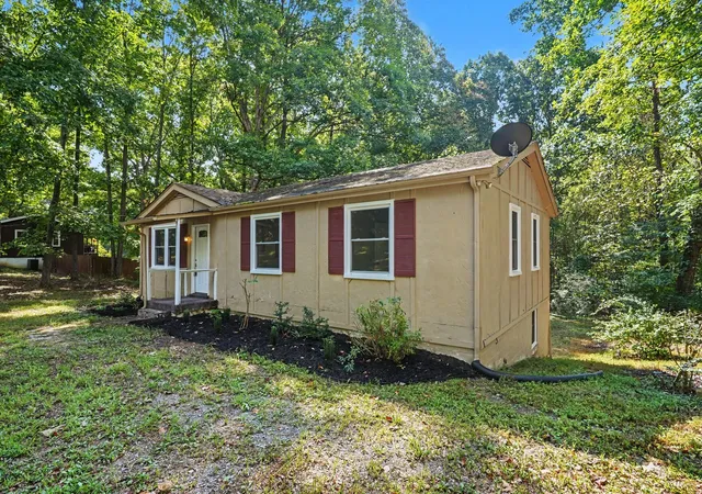 Photo 3 of Single family home for sale at 2117 Ferry Rd, Clarksville, TN 37040 | MLS# 3583619 | Listing updated on 2026-09-14