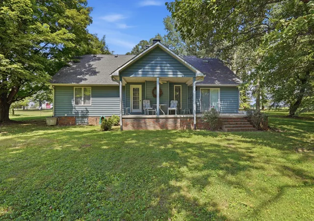 Photo 3 of Single family home for sale at 720 Willie Jarvis Rd, Sparta, TN 38583 | MLS# 3548027 | Listing updated on 2026-09-22