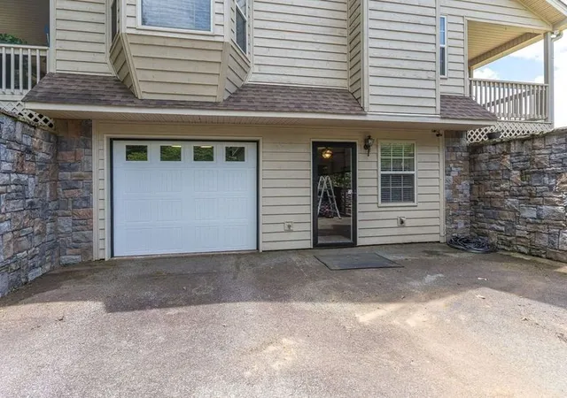 Photo 3 of Single family home for sale at 334 Avery Scroggs Rd, Hayesville, NC 28904 | MLS# 3548069 | Listing updated on 2026-09-14