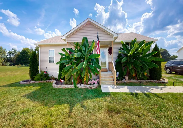 Photo 3 of Single family home for sale at 340 Herman Rd, Smithville, TN 37166 | MLS# 3548044 | Listing updated on 2026-09-14
