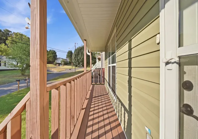 Photo 3 of Single family home for sale at 2221 Spring Meadow Ln Se, Cleveland, TN 37311 | MLS# 3548128 | Listing updated on 2026-09-14