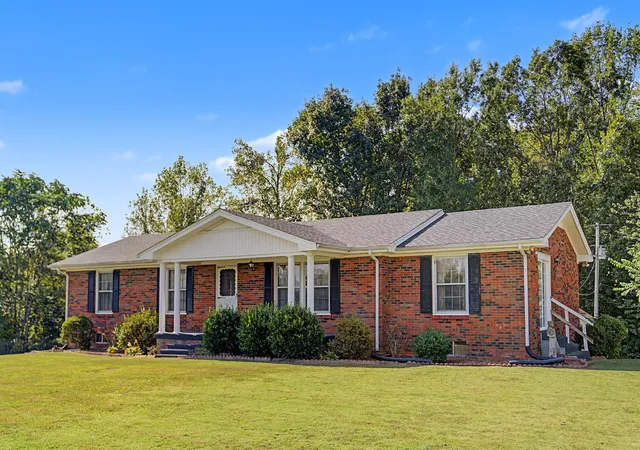 Single family home for sale at 5279 Oak Grv Rd, Red Boiling Springs, TN 37150 | MLS# 3592019
