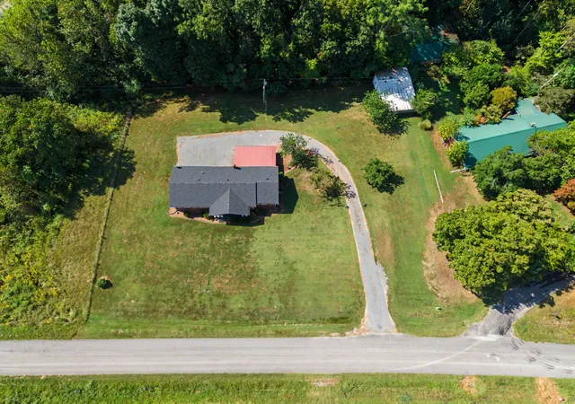 Photo 33 of Single family home for sale at 5279 Oak Grv Rd, Red Boiling Springs, TN 37150 | MLS# 3592019 | Listing updated on 2026-09-14