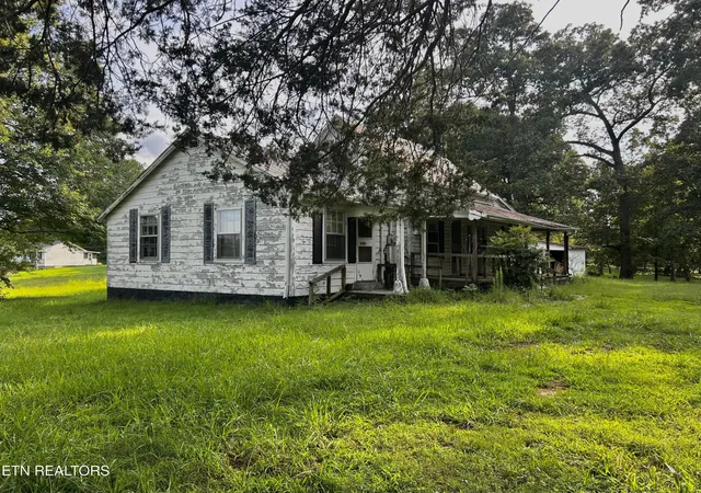 Photo 3 of Single family home for sale at 524 Rocky Springs Rd, Madisonville, TN 37354 | MLS# 3548047 | Listing updated on 2026-09-14