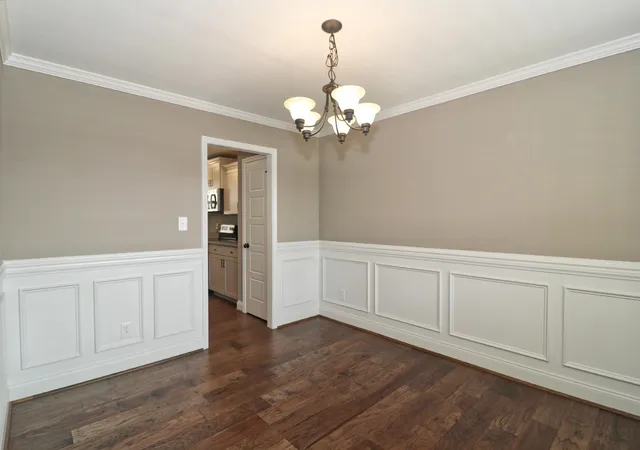 Photo 3 of Single family home for sale at 835 Crestone Ln, Clarksville, TN 37042 | MLS# 3548075 | Listing updated on 2026-09-14