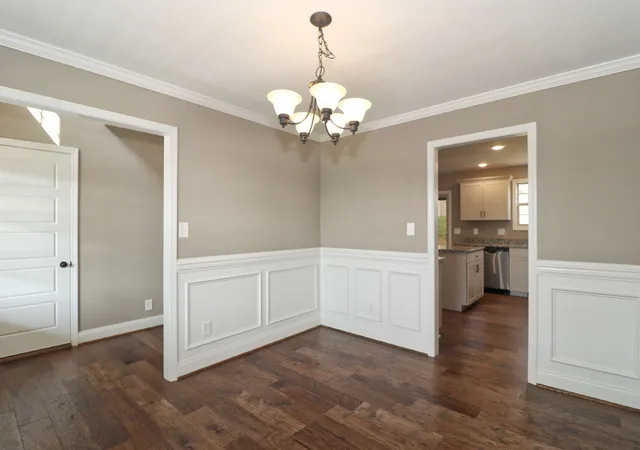 Photo 4 of Single family home for sale at 835 Crestone Ln, Clarksville, TN 37042 | MLS# 3548075 | Listing updated on 2026-09-14