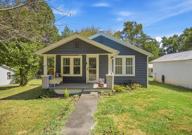 Photo 2 of Single family home for sale at 66 Davis St, Dunlap, TN 37327 | MLS# 3548091 | Listing updated on 2026-09-14