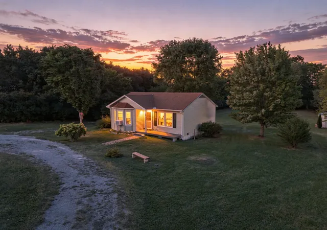 Single family home for sale at 5214 Jones Chapel Rd, Cedar Hill, TN 37032 | MLS# 3550157