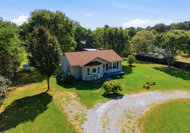 Photo 2 of Single family home for sale at 5214 Jones Chapel Rd, Cedar Hill, TN 37032 | MLS# 3550157 | Listing updated on 2026-10-02