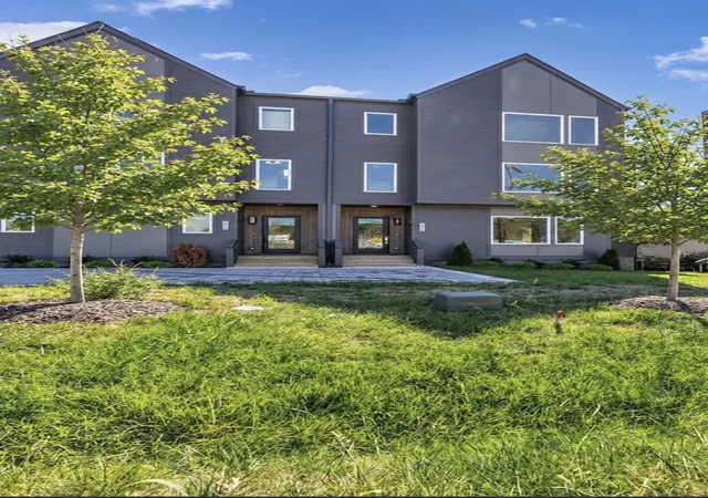 Photo 2 of Townhouse for sale at 2922 Stokers Ln, Nashville, TN 37218 | MLS# 3591901 | Listing updated on 2026-09-15
