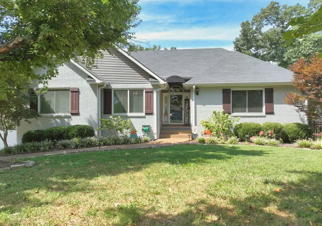 Photo 4 of Single family home for sale at 307 Dorris Ct, Hendersonville, TN 37075 | MLS# 3592024 | Listing updated on 2026-09-14