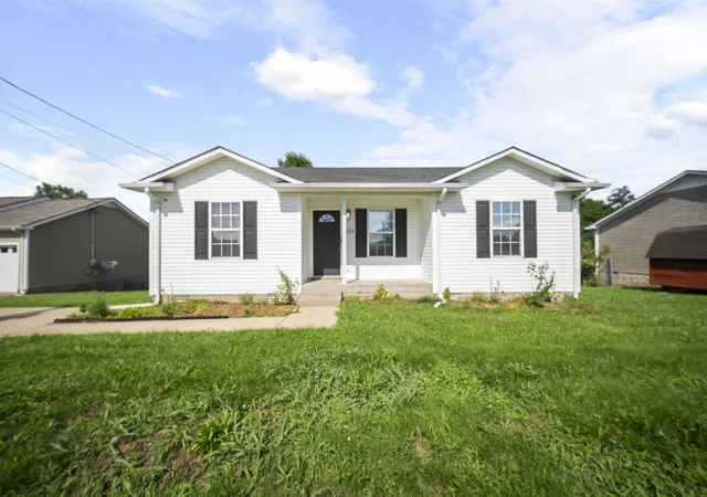 Photo 1 of Single family home for sale at 524 Potomac Dr, Oak Grove, KY 42262 | MLS# 3591955 | Listing updated on 2026-09-14