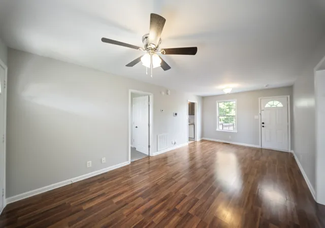 Photo 3 of Single family home for sale at 524 Potomac Dr, Oak Grove, KY 42262 | MLS# 3591955 | Listing updated on 2026-09-14