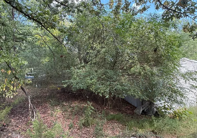 Photo 3 of Manufactured home for sale at 945 White Oak Rd Nw, Cleveland, TN 37312 | MLS# 3591995 | Listing updated on 2026-09-23