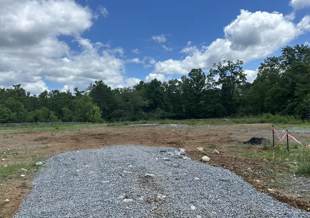 Photo 4 of Single family home for sale at 7528 Shoal Ml Pt, Fairview, TN 37062 | MLS# 3592047 | Listing updated on 2026-09-18