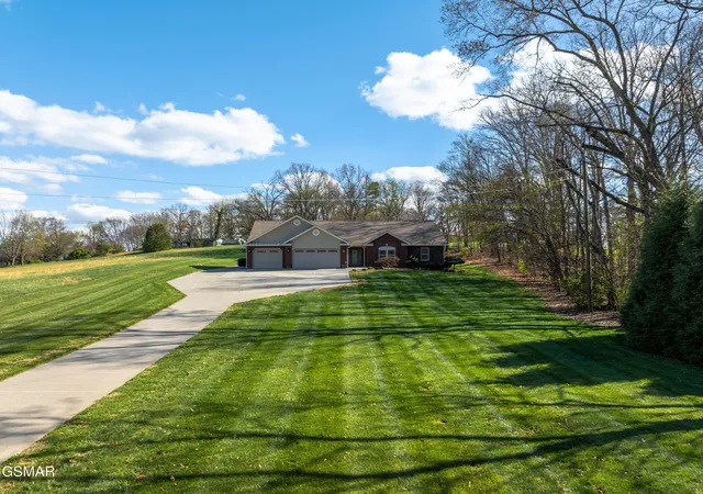 Single family home for sale at 225 Piney Rd, Kodak, TN 37764 | MLS# 3592154