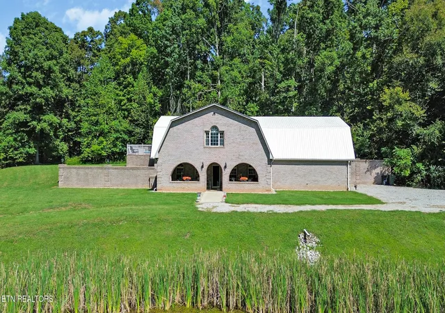Photo 2 of Single family home for sale at 2705 Lick Crk Rd, Pall Mall, TN 38577 | MLS# 3592159 | Listing updated on 2026-09-15