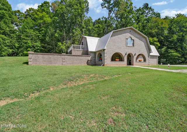 Photo 3 of Single family home for sale at 2705 Lick Crk Rd, Pall Mall, TN 38577 | MLS# 3592159 | Listing updated on 2026-09-15