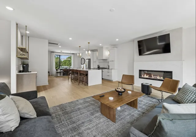 Photo 3 of Townhouse for sale at 542b Rosedale Ave #9, Nashville, TN 37211 | MLS# 3592179 | Listing updated on 2026-09-15