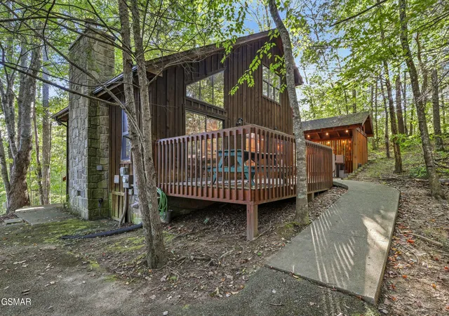 Photo 1 of Single family home for sale at 507 Eagle Trl, Gatlinburg, TN 37738 | MLS# 3592166 | Listing updated on 2026-09-15