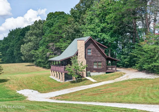 Photo 3 of Multi family home for sale at 101102 Meadow View Ln, Spencer, TN 38585 | MLS# 3592191 | Listing updated on 2026-10-08