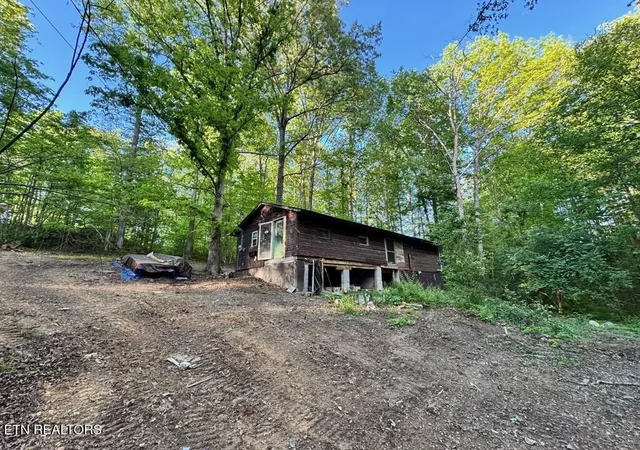 Photo 4 of Single family home for sale at 765 Sleepy Holw Rd, Jamestown, TN 38556 | MLS# 3592219 | Listing updated on 2026-09-15