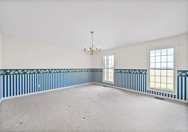 Photo 3 of Single family home for sale at 4655 Cadiz Rd, Hopkinsville, KY 42240 | MLS# 3592274 | Listing updated on 2026-09-15