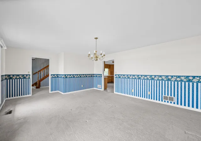 Photo 3 of Single family home for sale at 4655 Cadiz Rd, Hopkinsville, KY 42240 | MLS# 3592274 | Listing updated on 2026-09-15