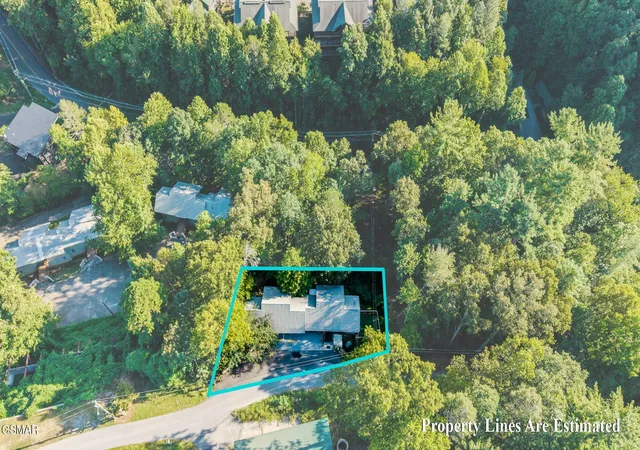 Photo 3 of Single family home for sale at 549 Johnson Ln #S1,2, Gatlinburg, TN 37738 | MLS# 3592301 | Listing updated on 2026-09-15