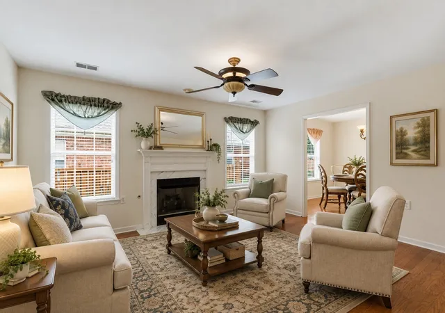 Listing Photo 5 - Condo for sale in building located at 96 Alton Park Ln, Franklin, TN 37069