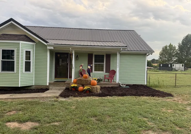 Photo 3 of Single family home for sale at 2438 Chester Harris Rd, Woodlawn, TN 37191 | MLS# 3592354 | Listing updated on 2026-09-15