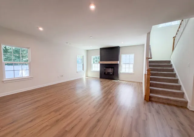 Photo 3 of Single family home for sale at 3518 Pepper Glendale Dr, Murfreesboro, TN 37128 | MLS# 3592375 | Listing updated on 2026-09-24