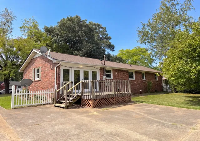 Photo 4 of Single family home for sale at 313 Lafayette Rd, Clarksville, TN 37042 | MLS# 3592395 | Listing updated on 2026-09-15