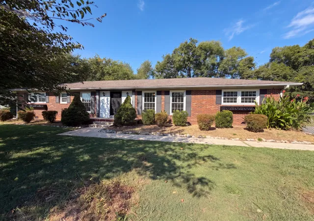 Photo 1 of Single family home for sale at 1214 Kirkwood Ave, Murfreesboro, TN 37130 | MLS# 3592405 | Listing updated on 2026-09-15