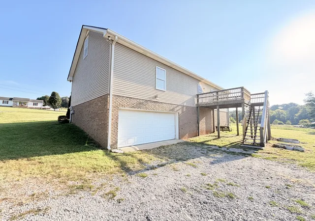 Photo 4 of Single family home for sale at 3692 Armstrong Rd, Springfield, TN 37172 | MLS# 3592466 | Listing updated on 2026-09-24