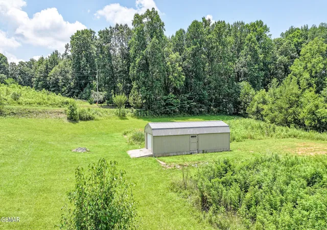 Photo 3 of Manufactured home for sale at 406 Mount Horeb Rd, Jefferson City, TN 37760 | MLS# 3592464 | Listing updated on 2026-09-21